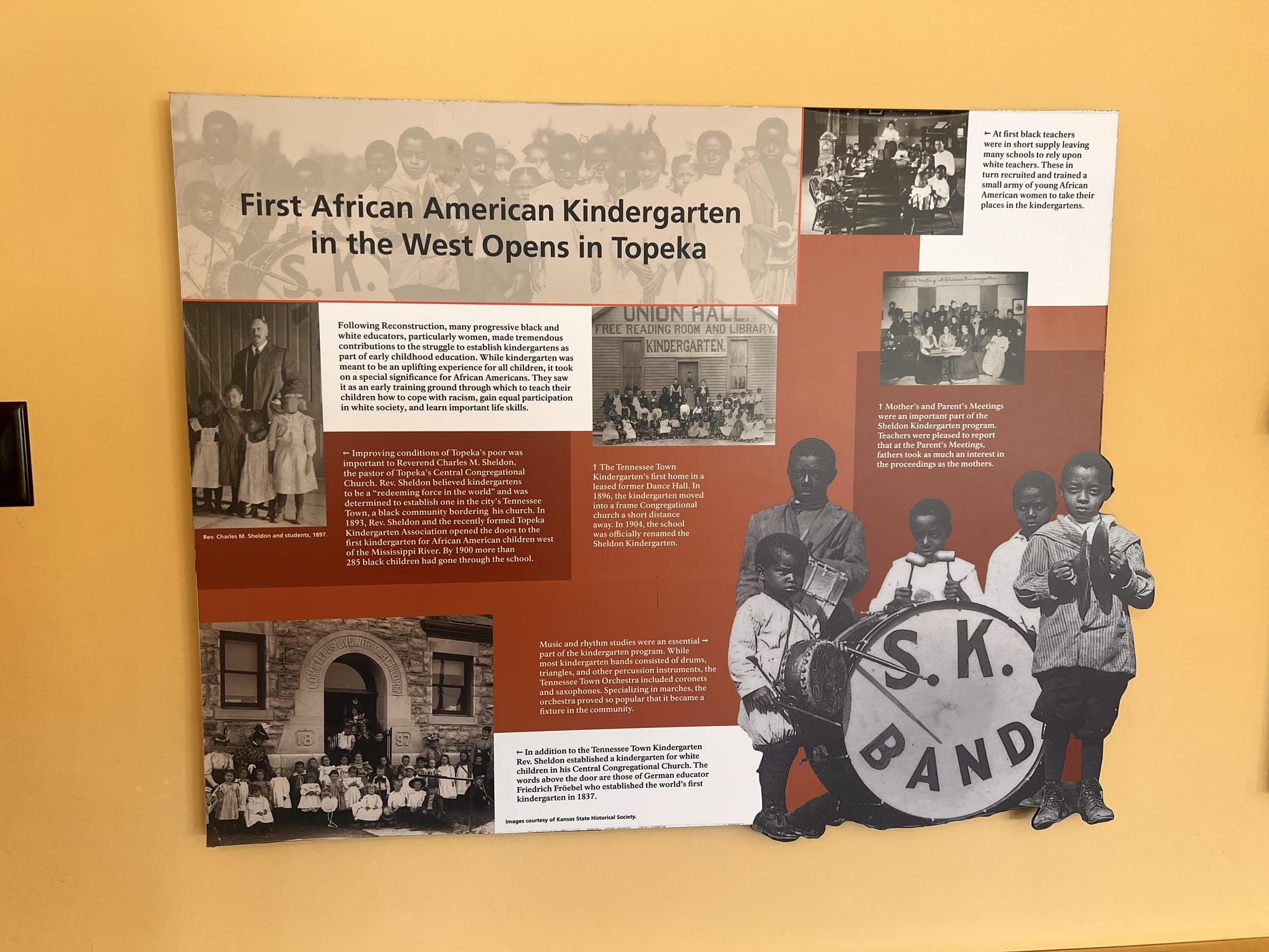 ‘Save Our Signs’ Preservation Project Launches Archive of 10,000 National Park Signs