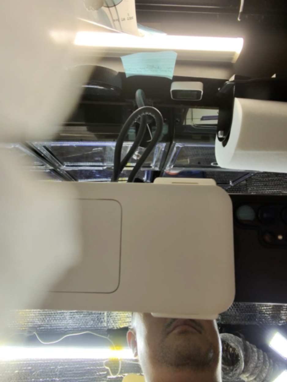 A $60 Mod to Meta’s Ray-Bans Disables Its Privacy-Protecting Recording Light