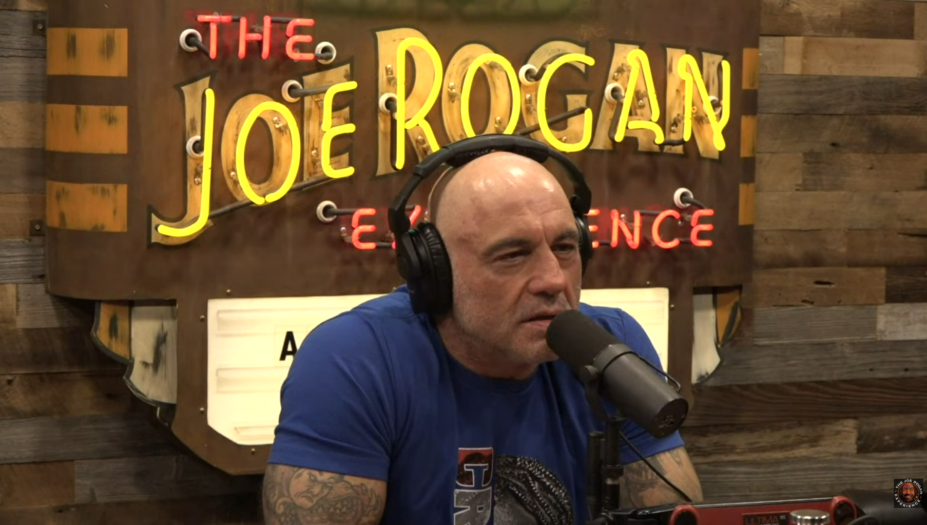 Joe Rogan Subreddit Bans 'Political Posts' But Still Wants 'Free Speech'