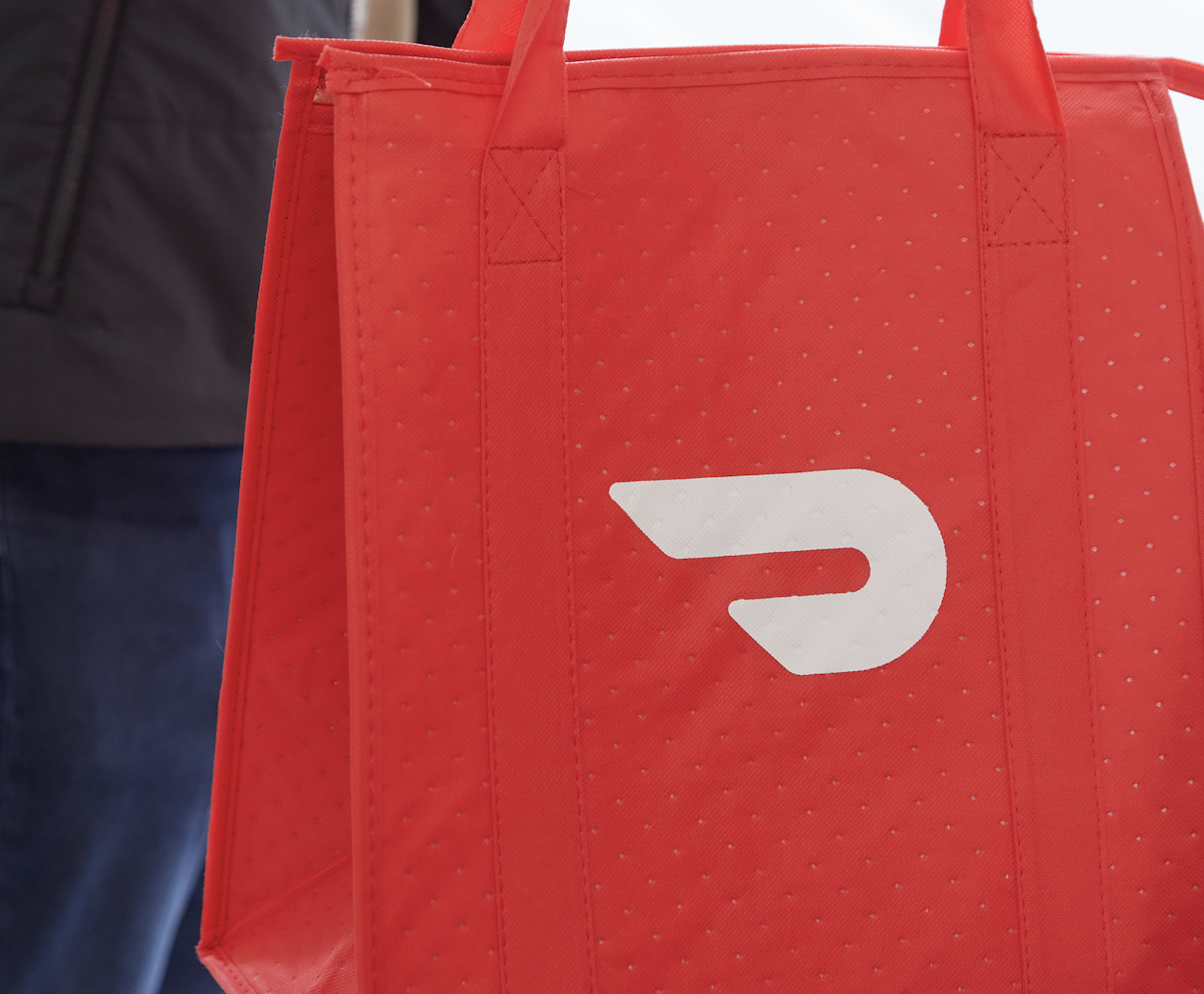 Men Stole Over $1 Million From DoorDash Delivery Drivers By Impersonating Them to Customer Service