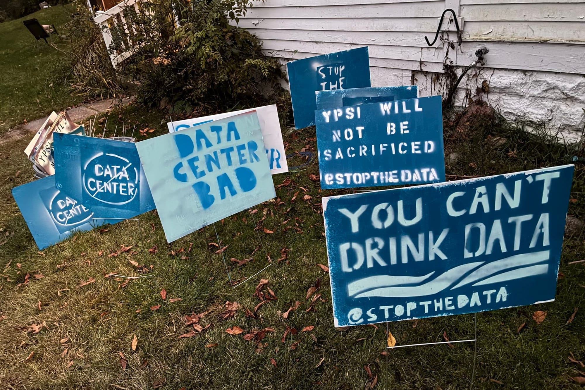 Tiny City Fears Iran Drone Strikes Because of New Nuclear Weapons Datacenter