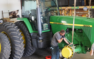 John Deere Must Face FTC Lawsuit Over Its Tractor Repair Monopoly, Judge Rules